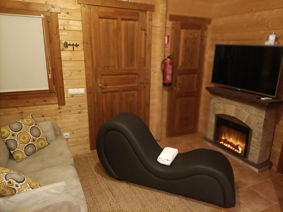 La Dehesilla De Toledo Escapada Romantica Jacuzzi Sillon Tantrico Кобиса Экстерьер фото