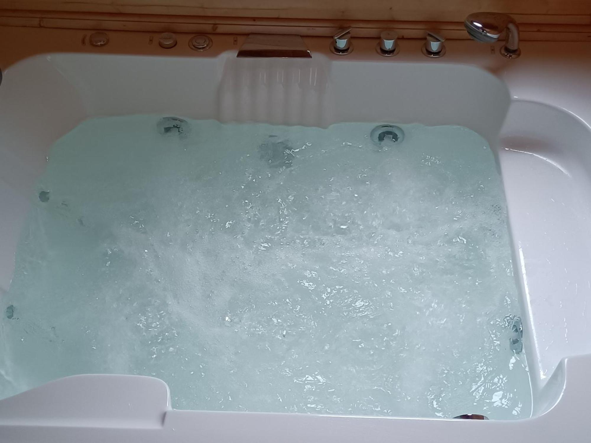 La Dehesilla De Toledo Escapada Romantica Jacuzzi Sillon Tantrico Кобиса Экстерьер фото